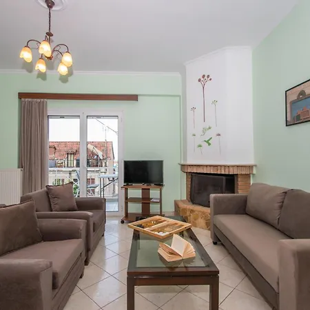 Coconut Tree House With Port View Apartment